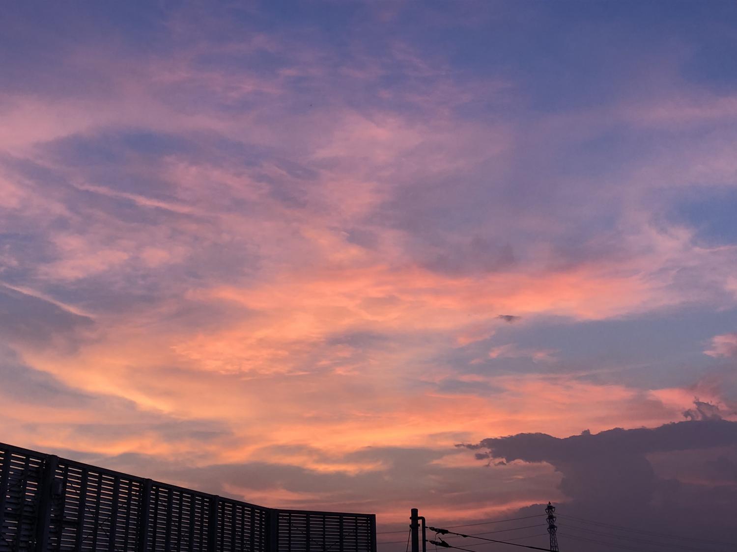 夏の夕雲