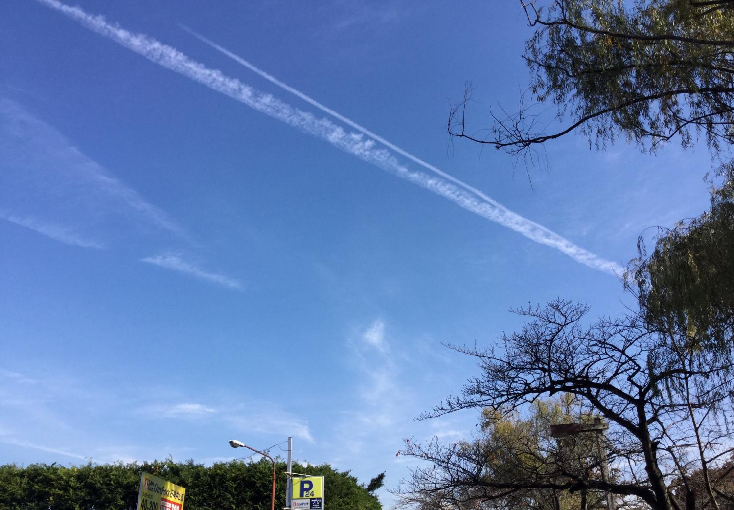 飛行機雲、撮った！ 2