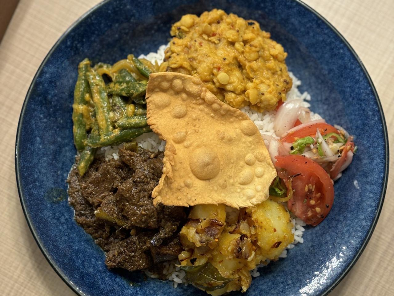 カレープレート