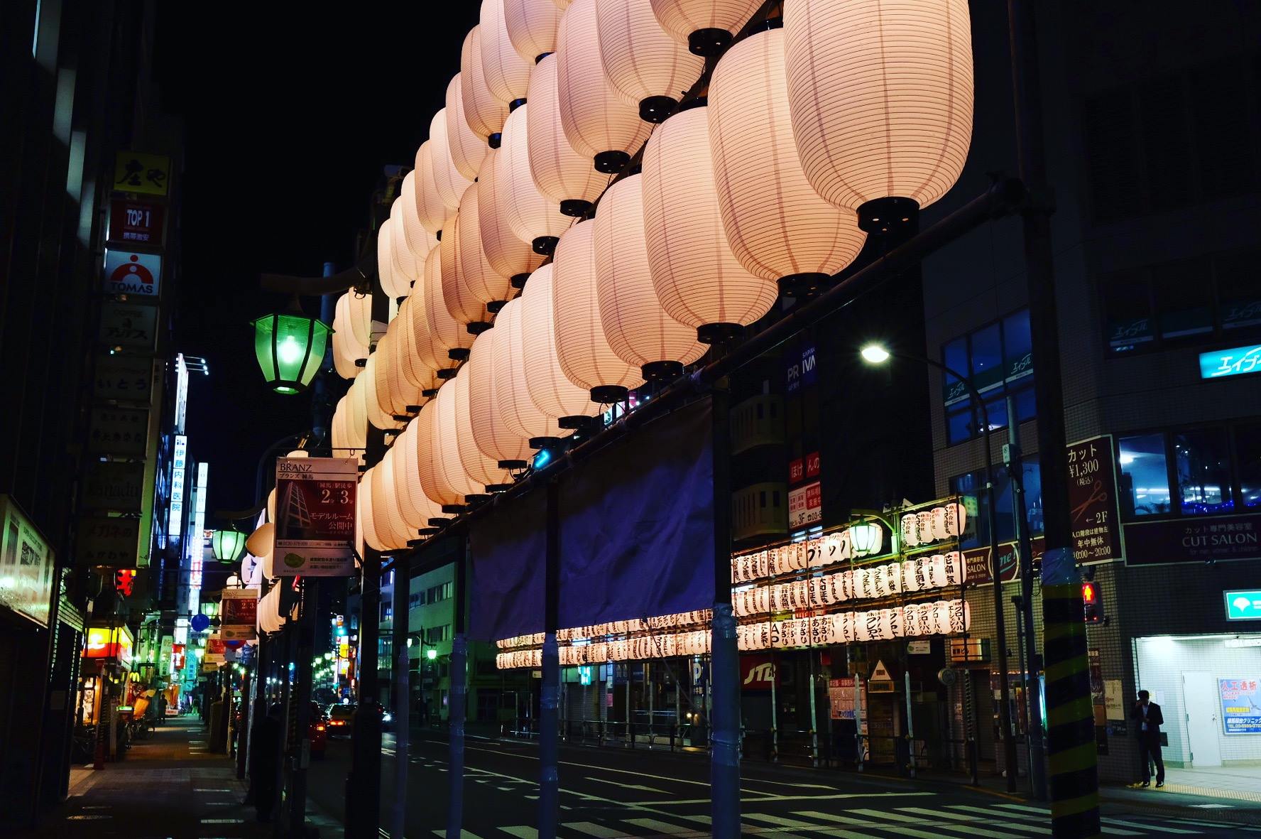 練馬駅前の酉の市の提灯 2