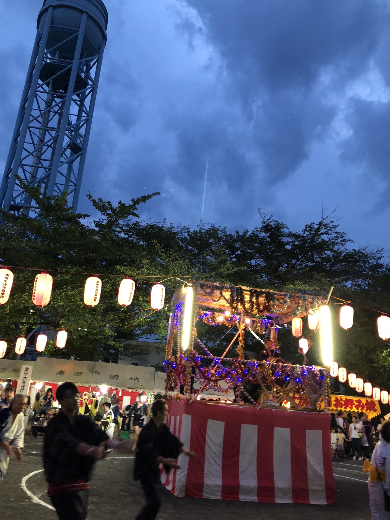 長光寺橋公園の盆踊り